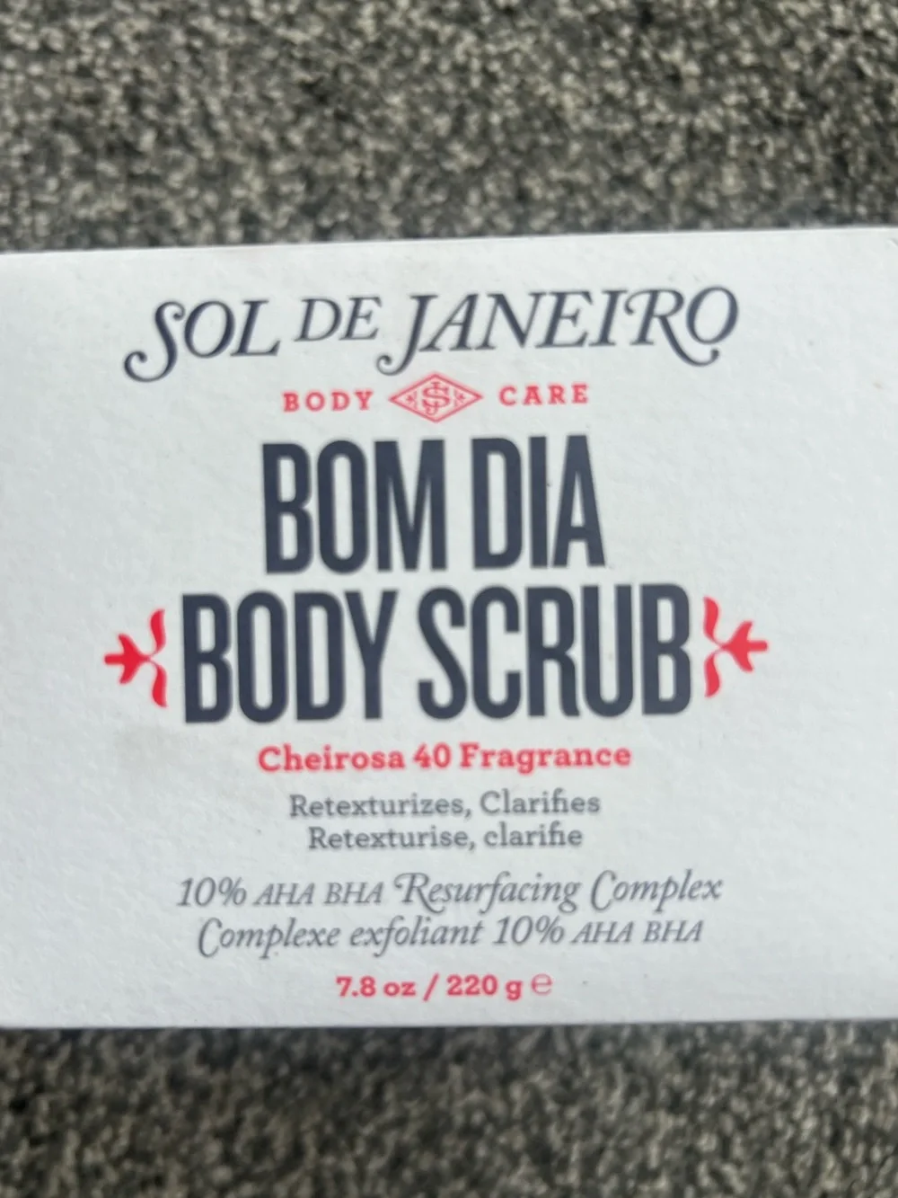 Sol de Janeiro invigorating body